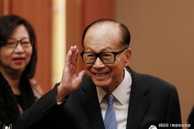 2026香港本土银行排名：李嘉诚稳坐首富，富豪榜意外洗牌