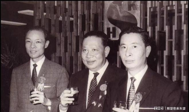 2026年香港富豪榜 李嘉诚身家增长 霍家财富统计方式_2026 香港本土银行排名
