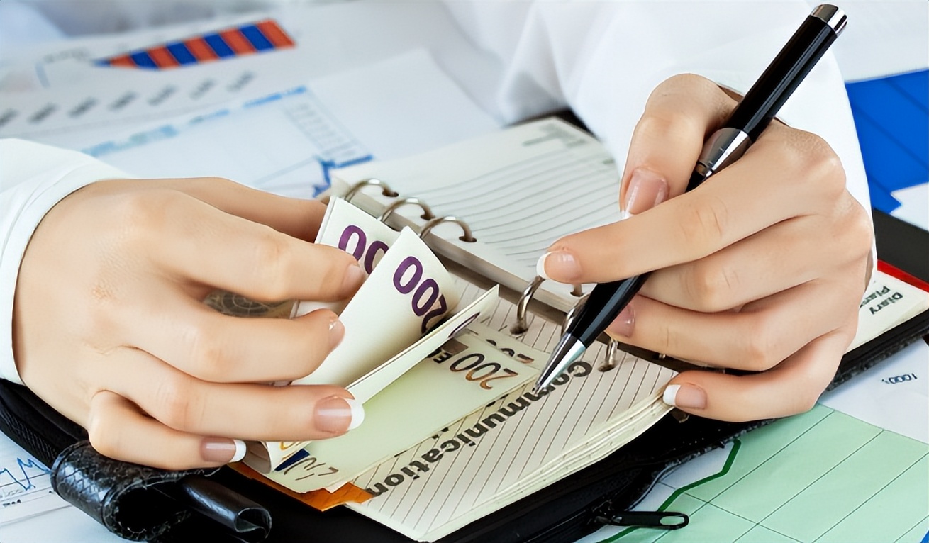 职场财务焦虑_女人30理财_现金流管理